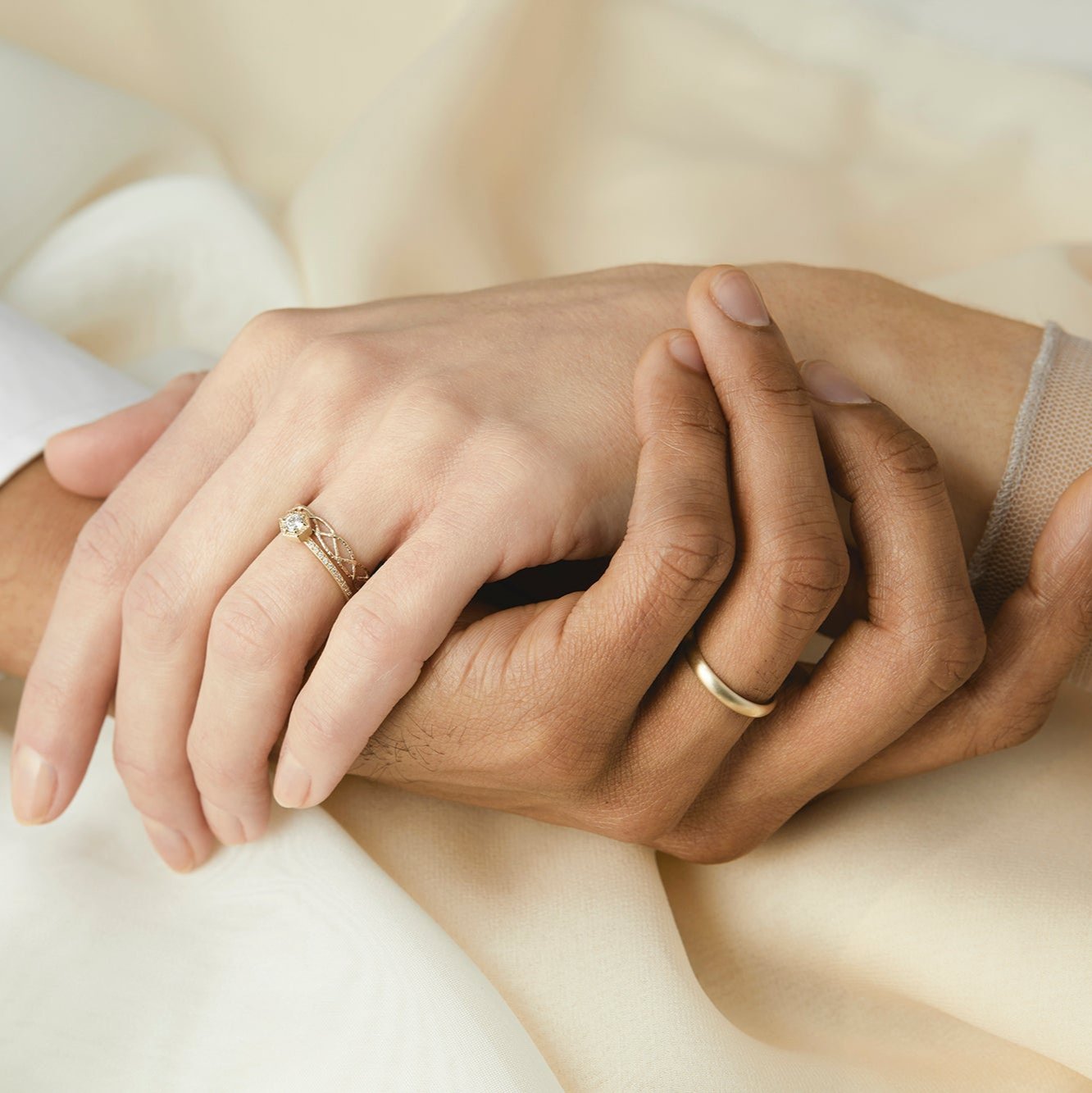 3.5mm White Diamond Hexagon Pave Ring | R9903W ~