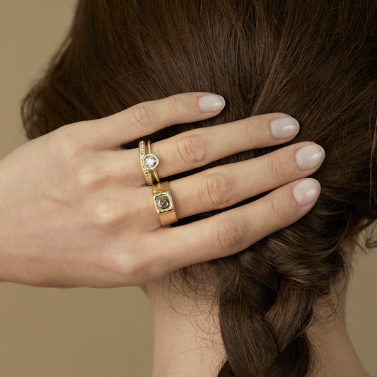 18K Yellow Gold on Model