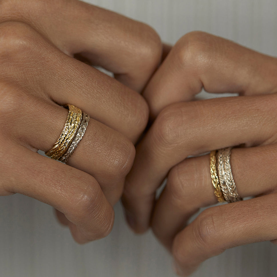 2.4mm Entwined Band | R38002