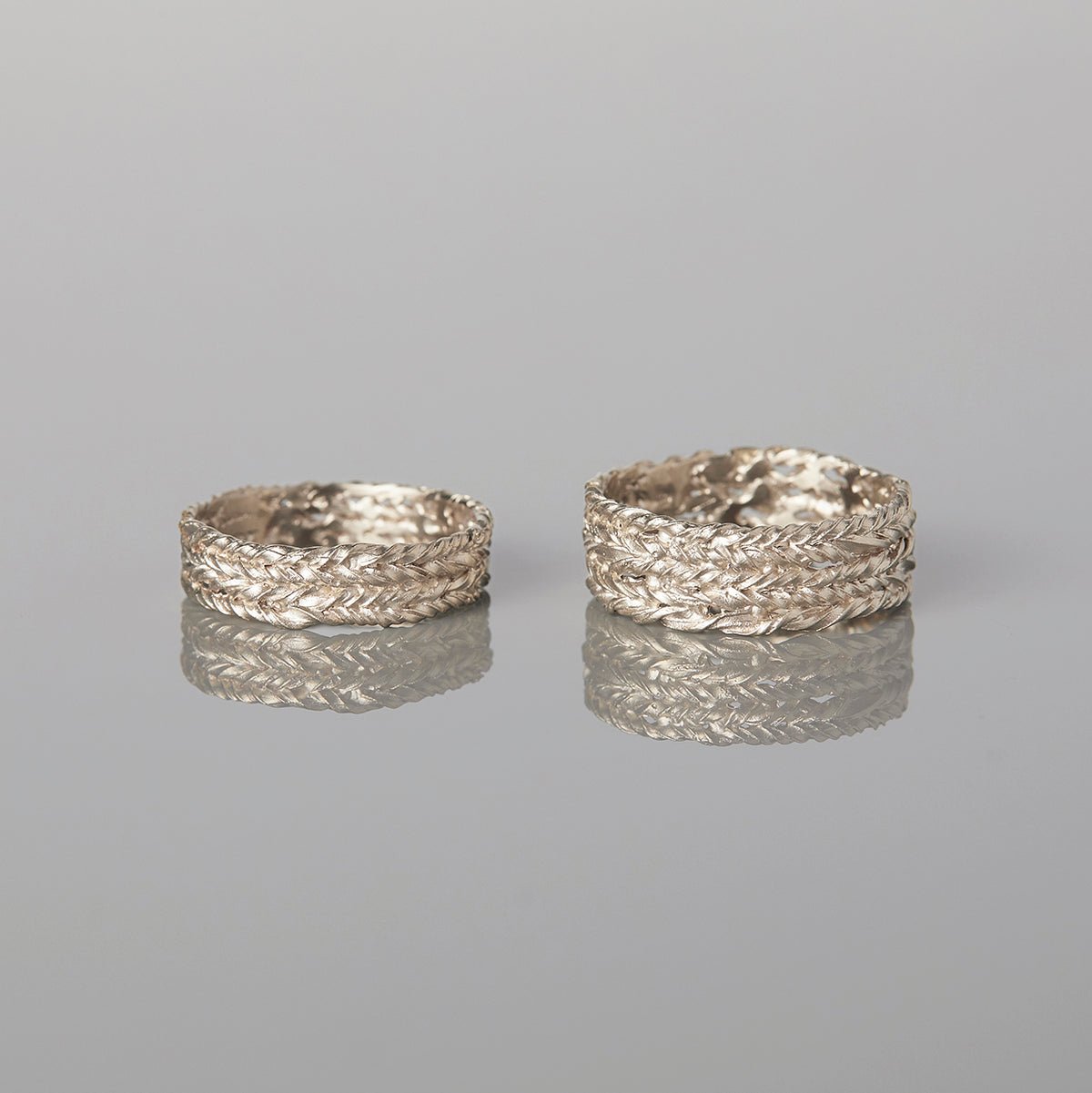 3.8mm Entwined Band | R38003