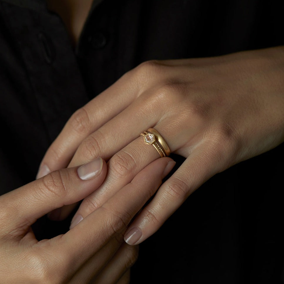 Little Pyramid Ring | R5001