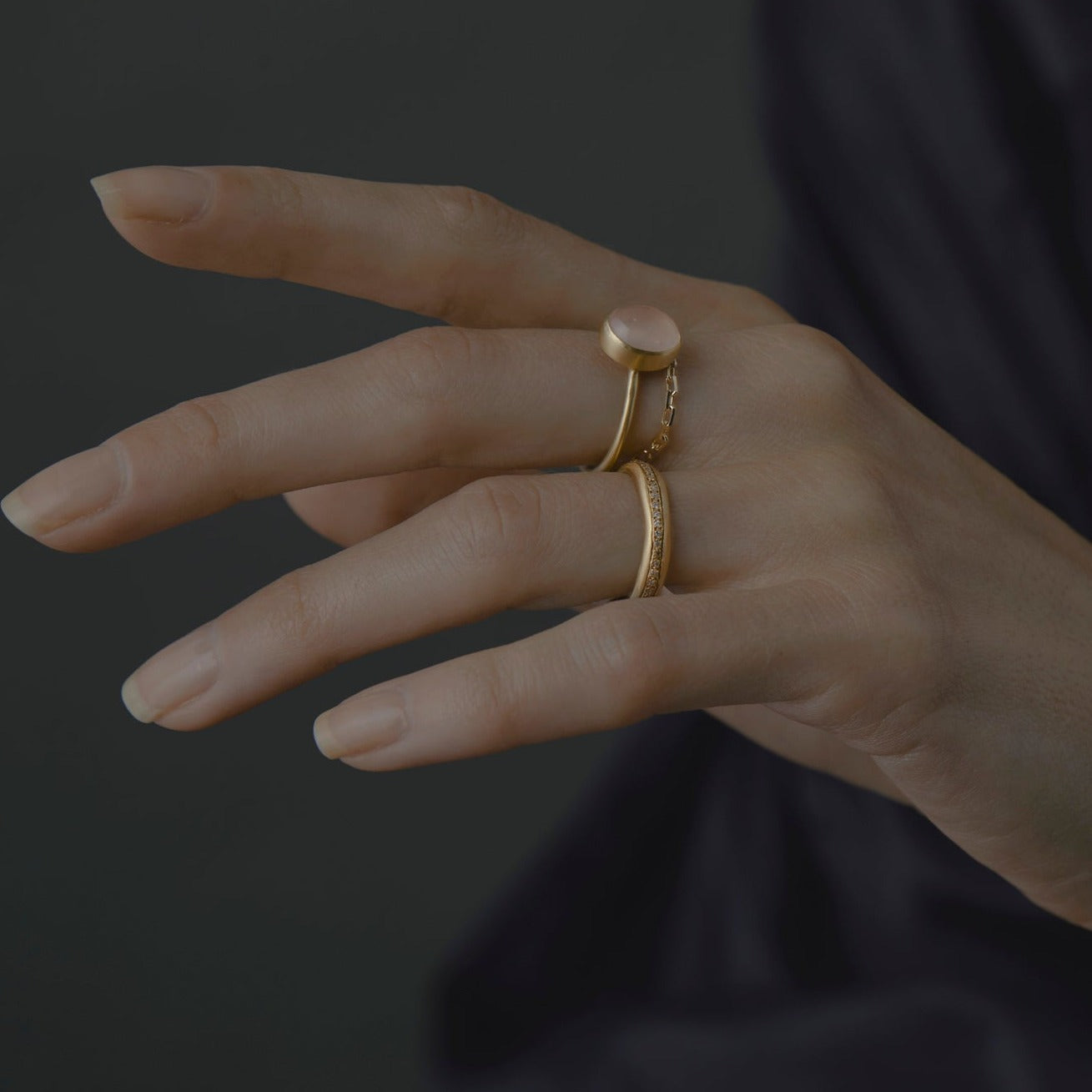 Diamond Lined Band | R0403W