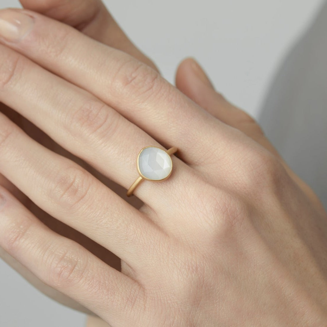 WMR6-OOAK | 3.27 Carat One-of-a-Kind Rose Cut White Moonstone Ring