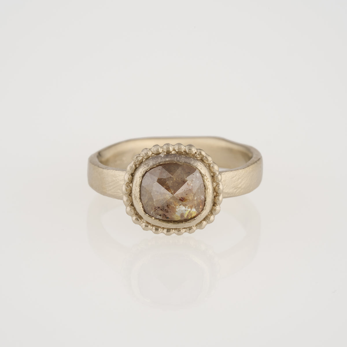 18K White Gold
