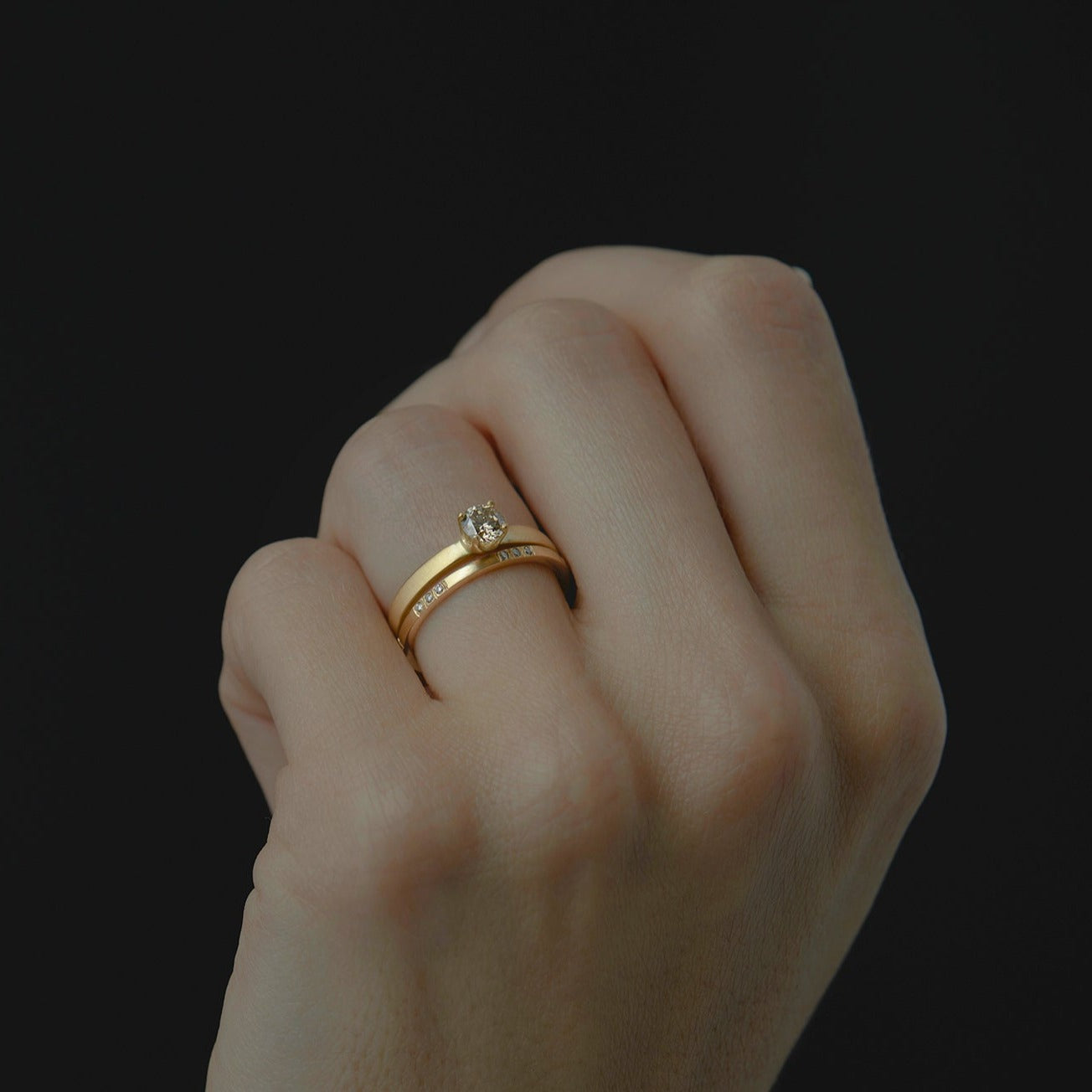 Brown Diamond Spaced Band | R8301BR