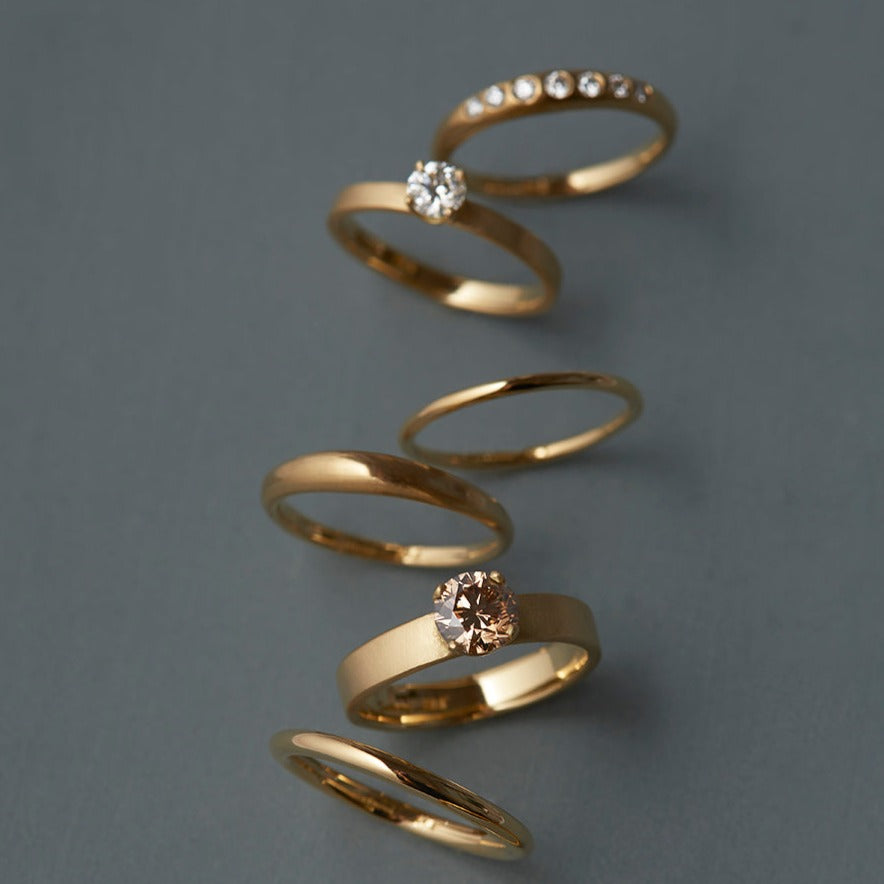 Brushed Taper Band | R10501