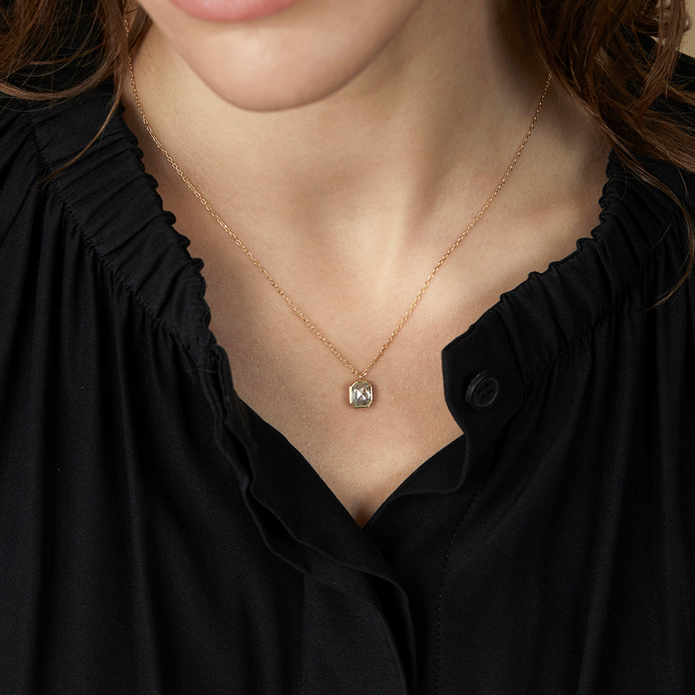 18K Yellow Gold on model