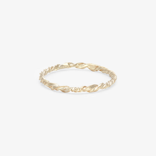 1.6mm Entwined Band | R38001