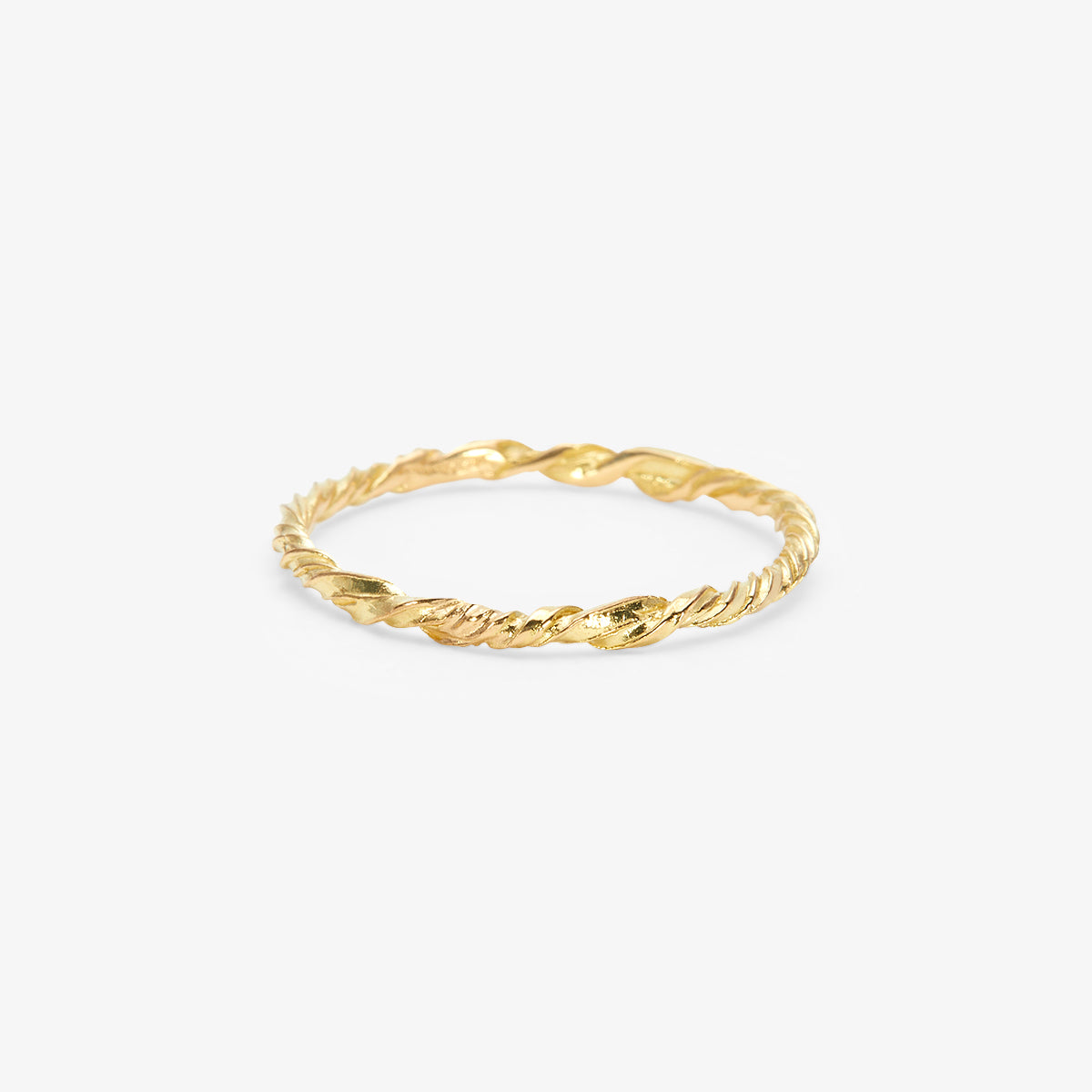 1.6mm Entwined Band | R38001