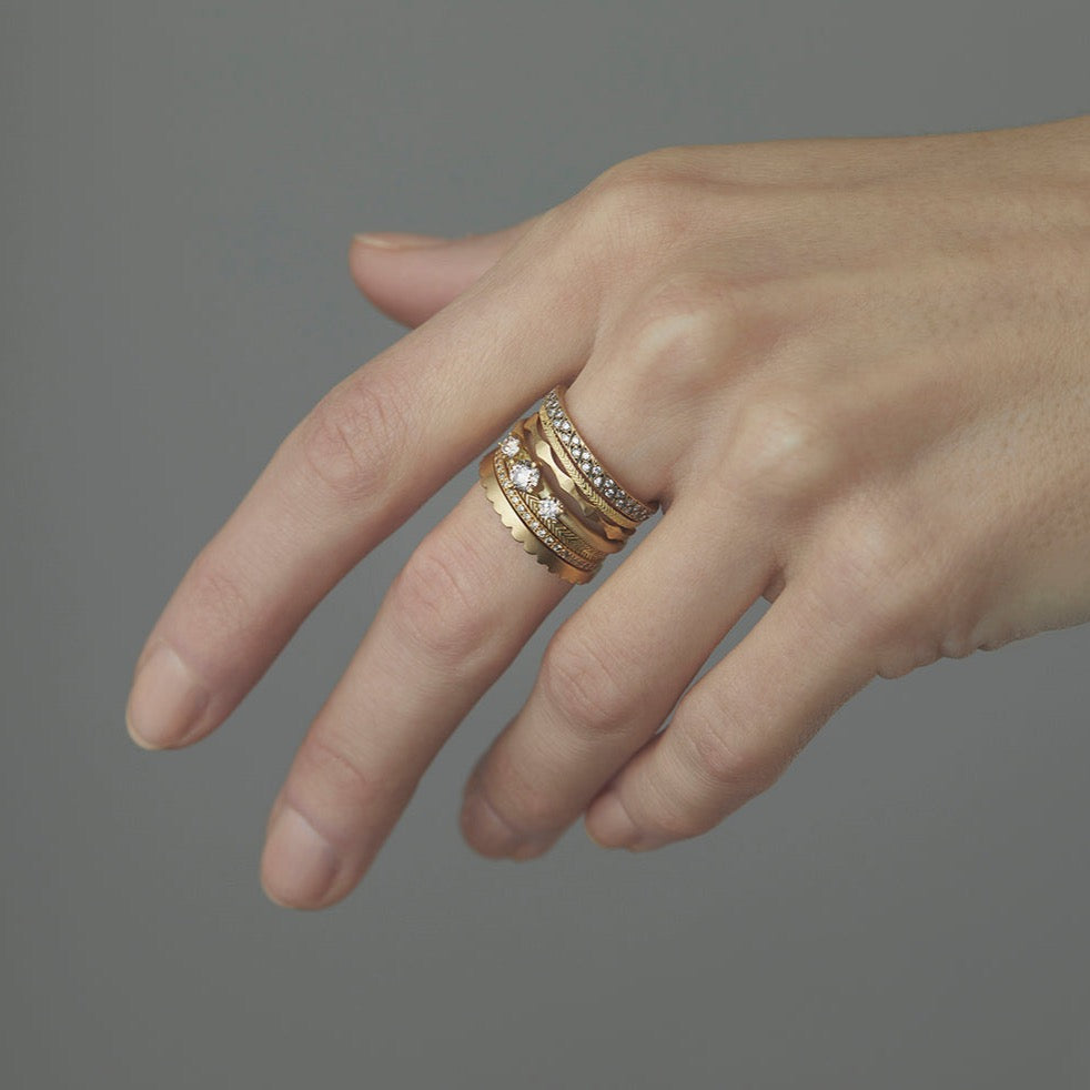 1.3mm Herringbone Band | R7301