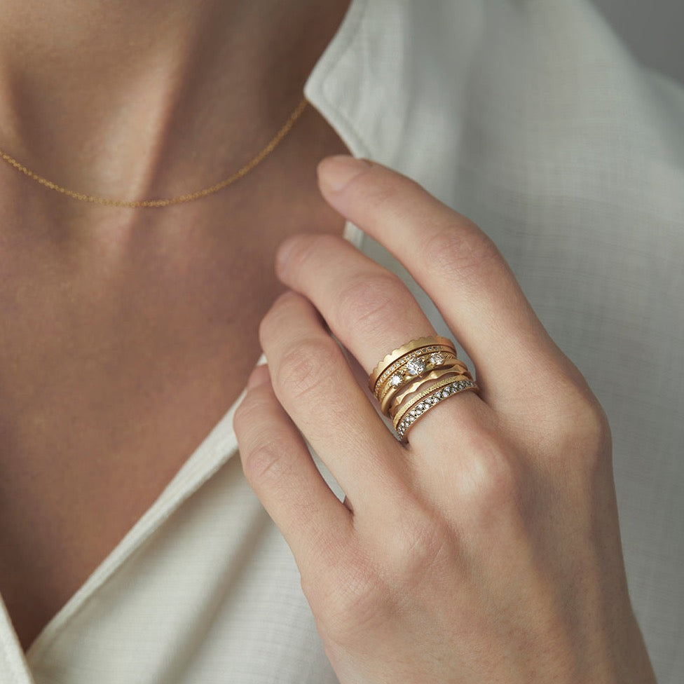 1.3mm Herringbone Band | R7301