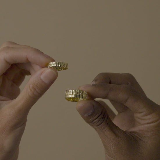 18K Yellow Gold on Model
