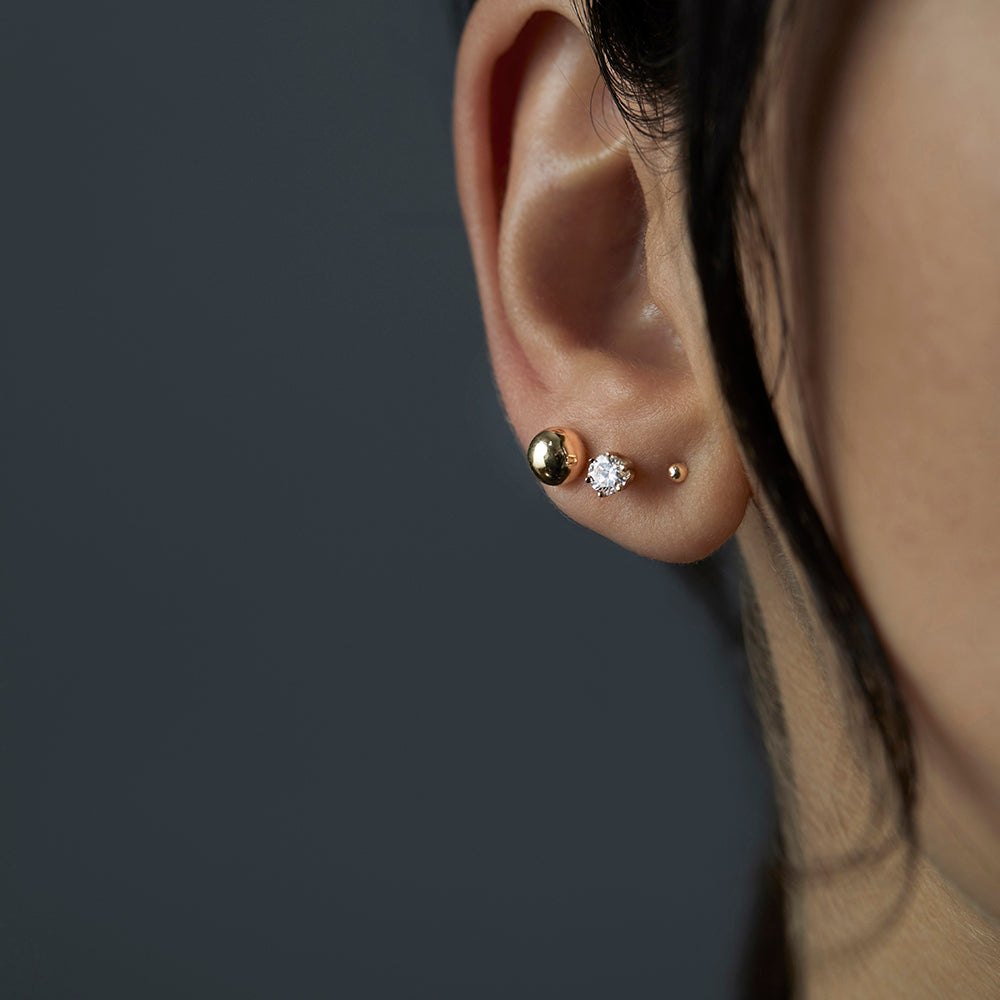 E7602 | 2mm Golden Ball Studs