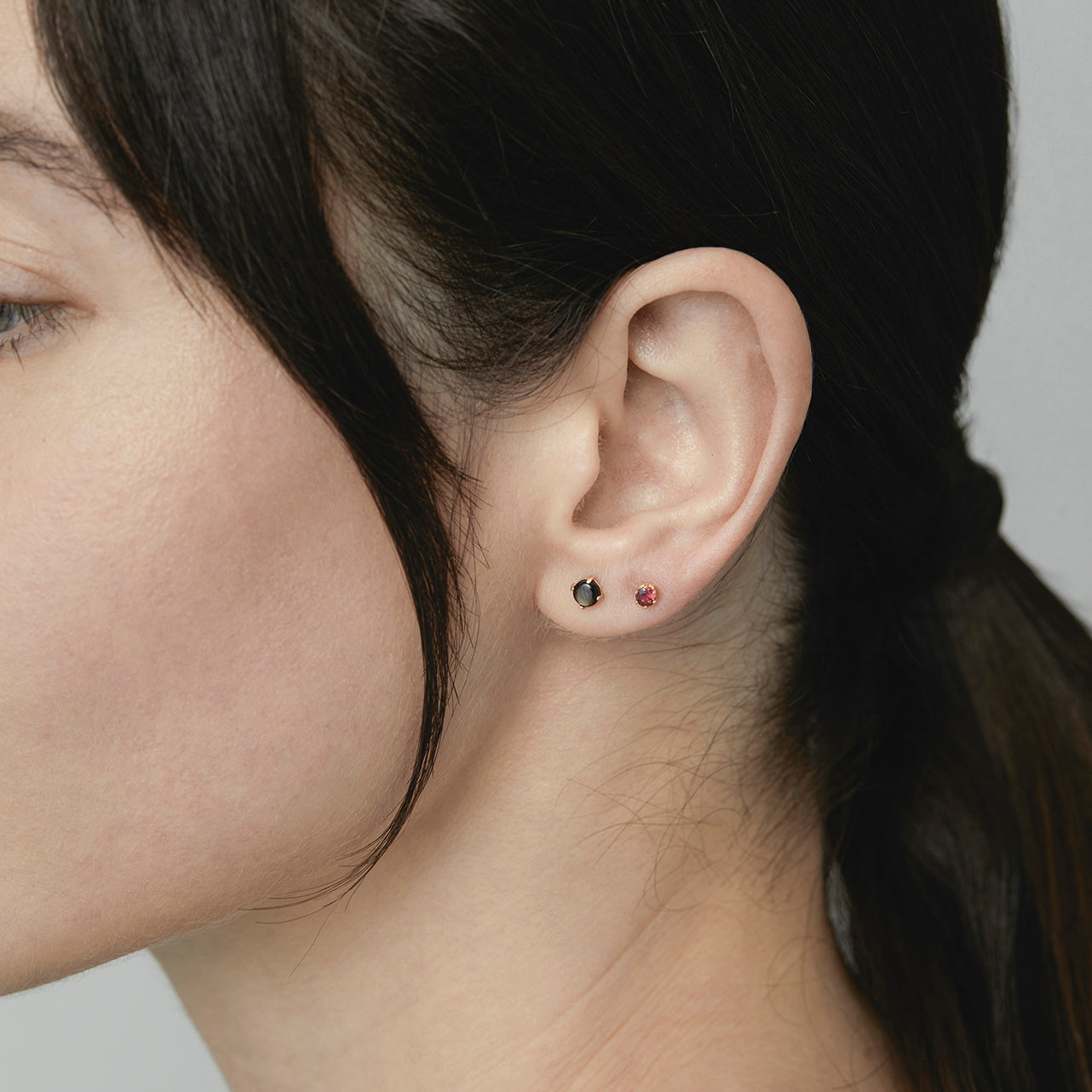 Black Star Sapphire Wisp Studs | E7904SSBK