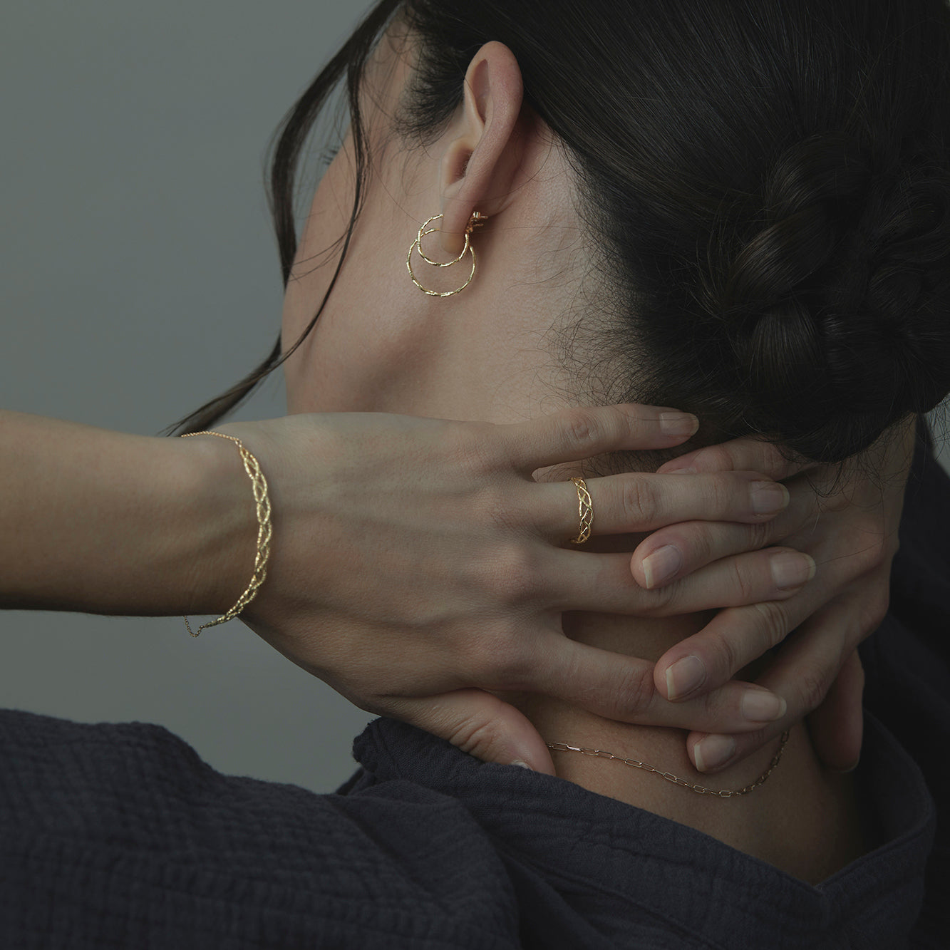 Small Braided Hoop Earrings | E8701