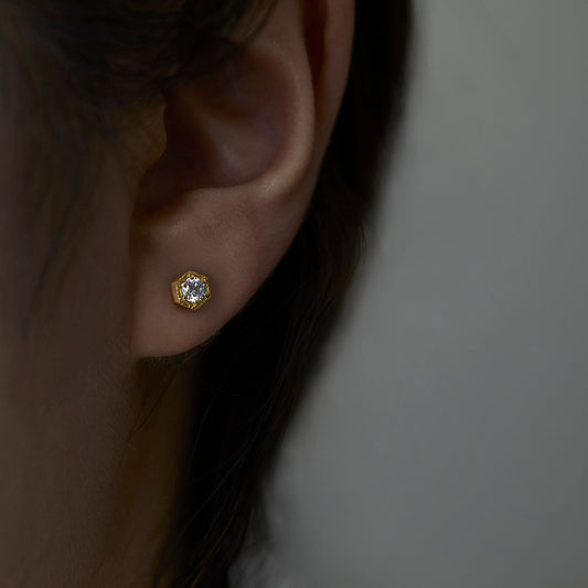 E9903W | 3.5mm White Diamond Hexagon Studs